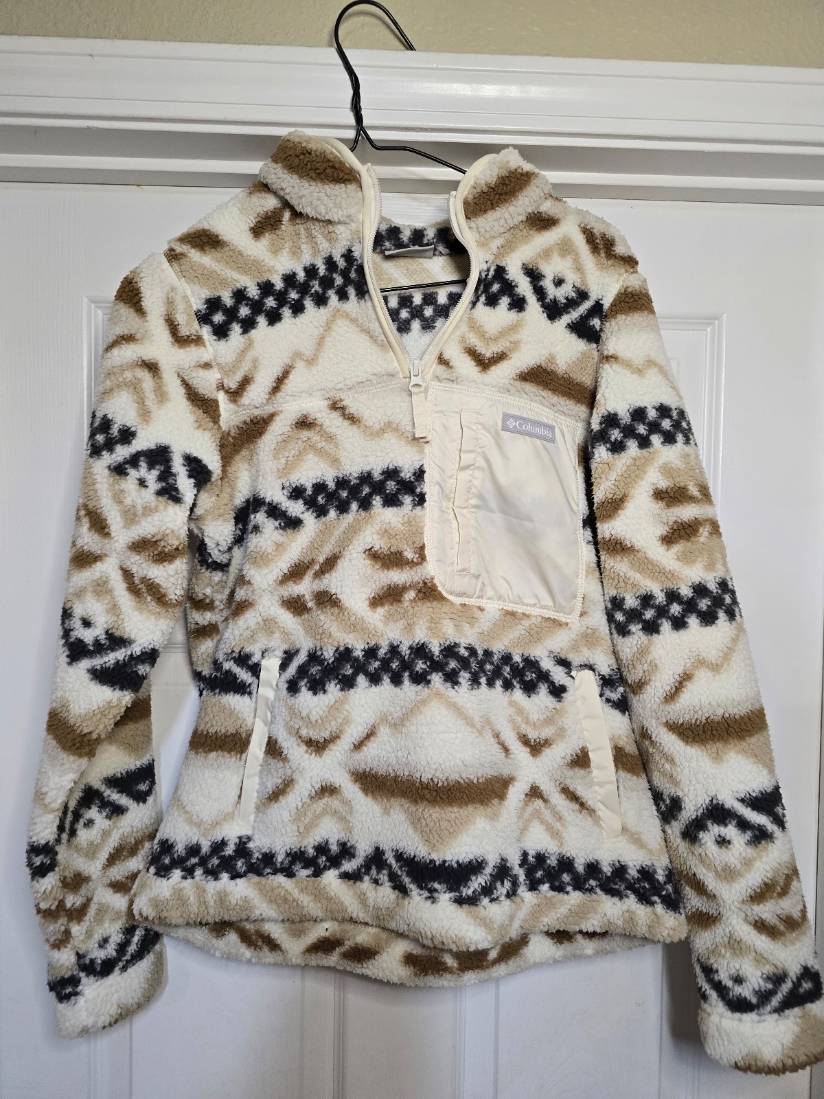 Columbia women's pull over size small