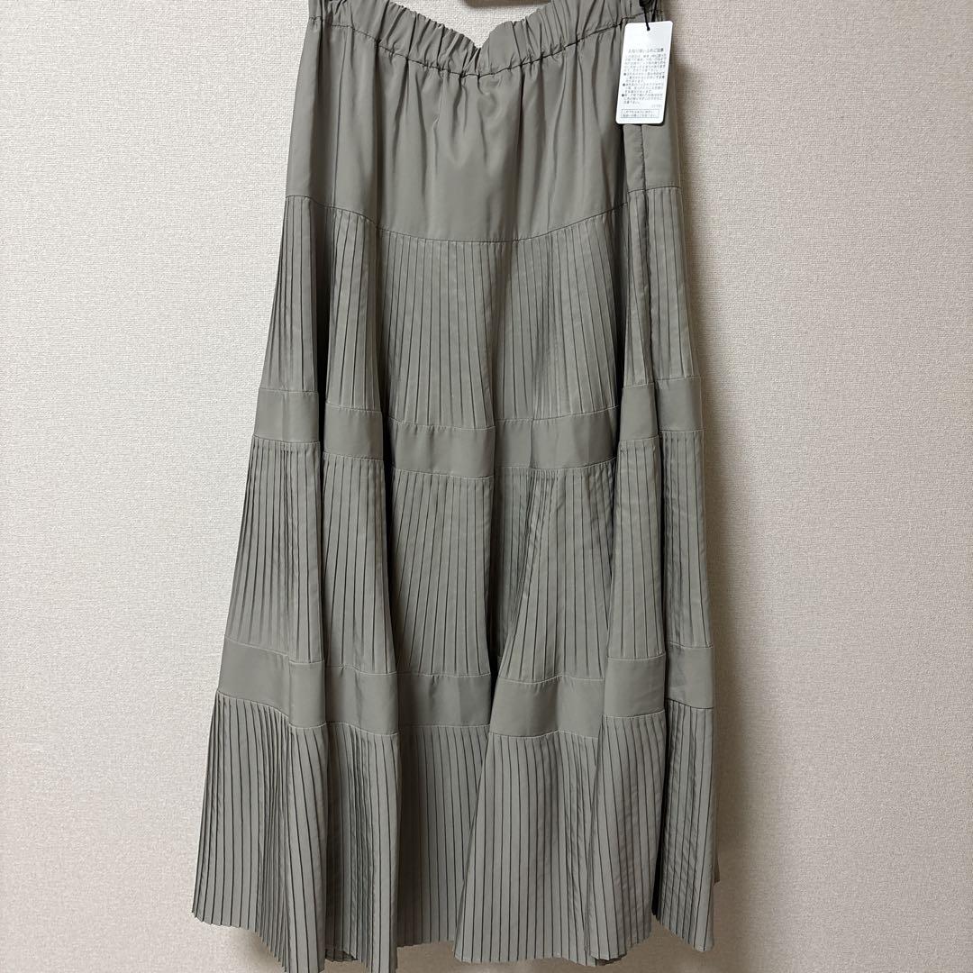 Dignite Colie Long Pleated Skirt