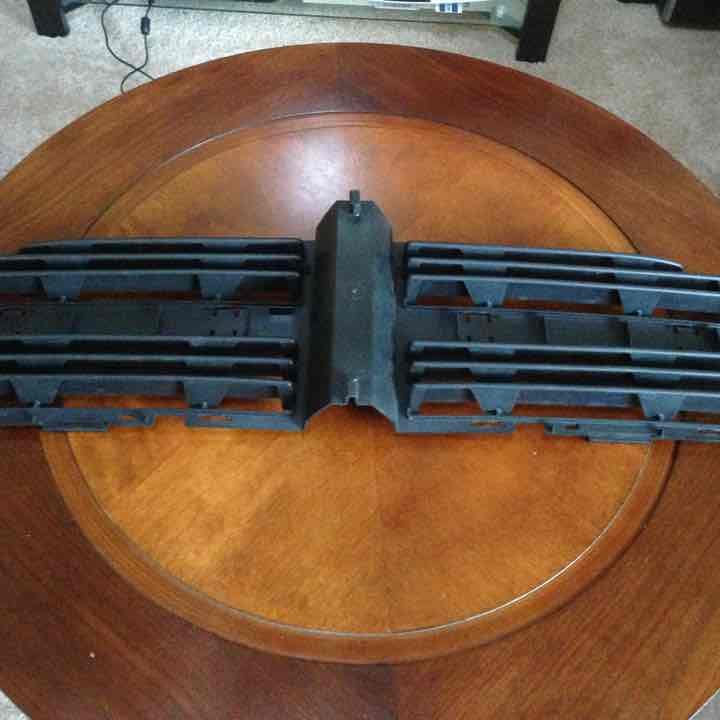 2010 Dodge Charger front Grill