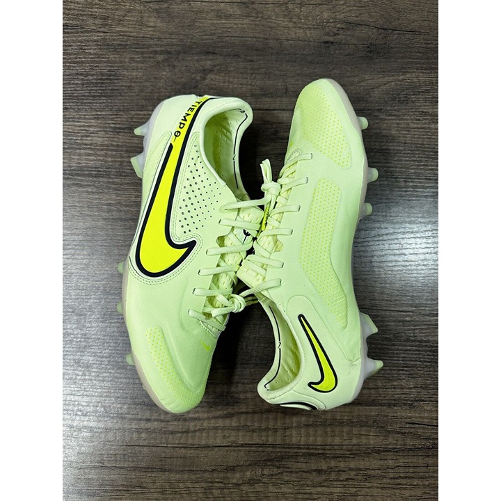 Nike Tiempo Legend 9 Elite FG 'Barely Volt' (CZ8482-705) Men’s Size 8.5