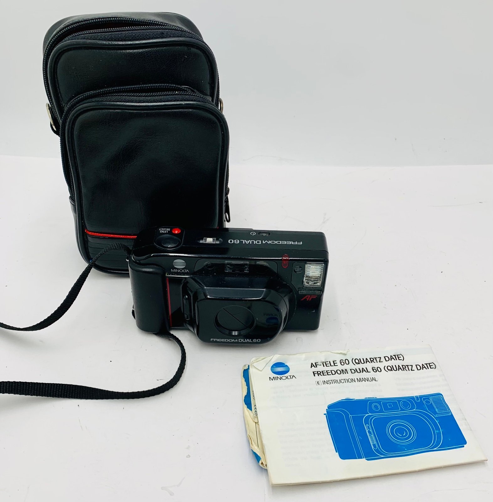 Minolta Freedom Dual 60 AF 35mm Point & Shoot Film Camera + Camera Case & Manual