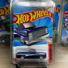 Hot Wheel 83 Chevy Silverado super treasure hunt