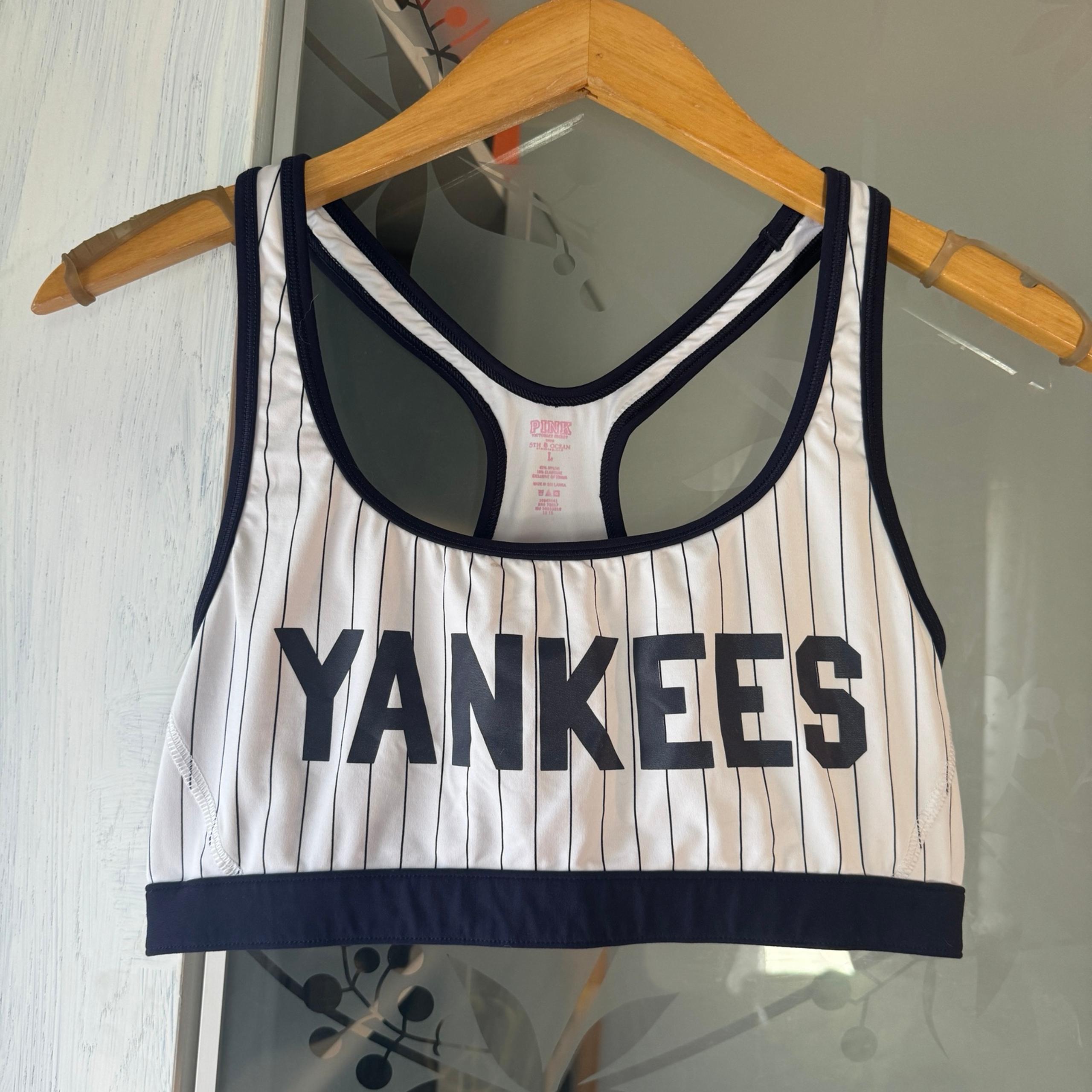 Yankees MLB sports bra size large worn a few times in excellent condition