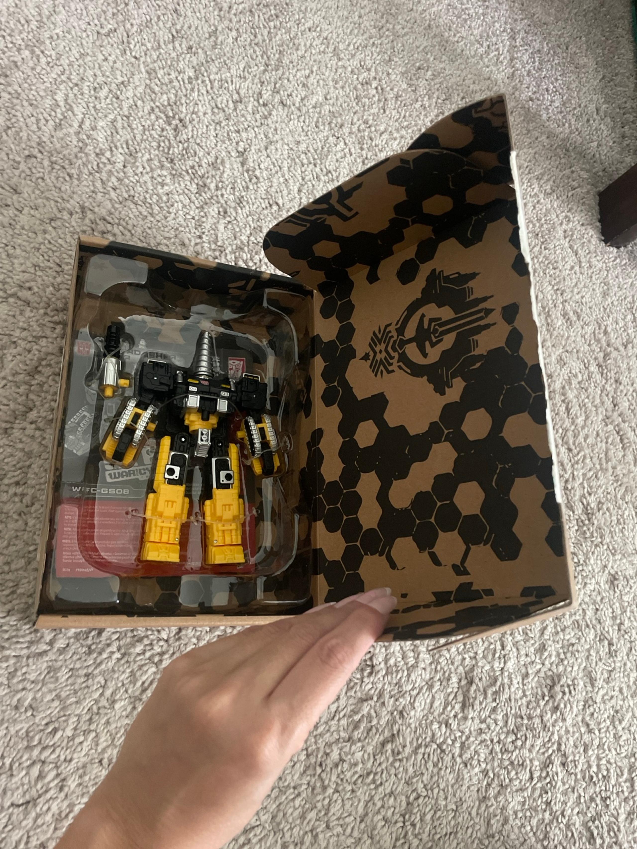 Transformers war for Cybertron