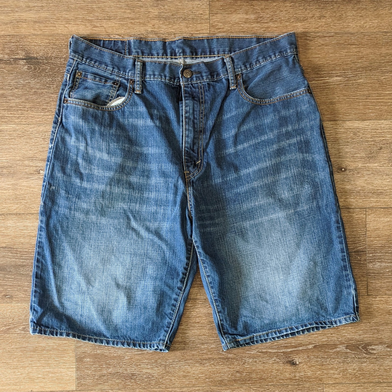 Levi's 569 denim jeans shorts - SIZE 36