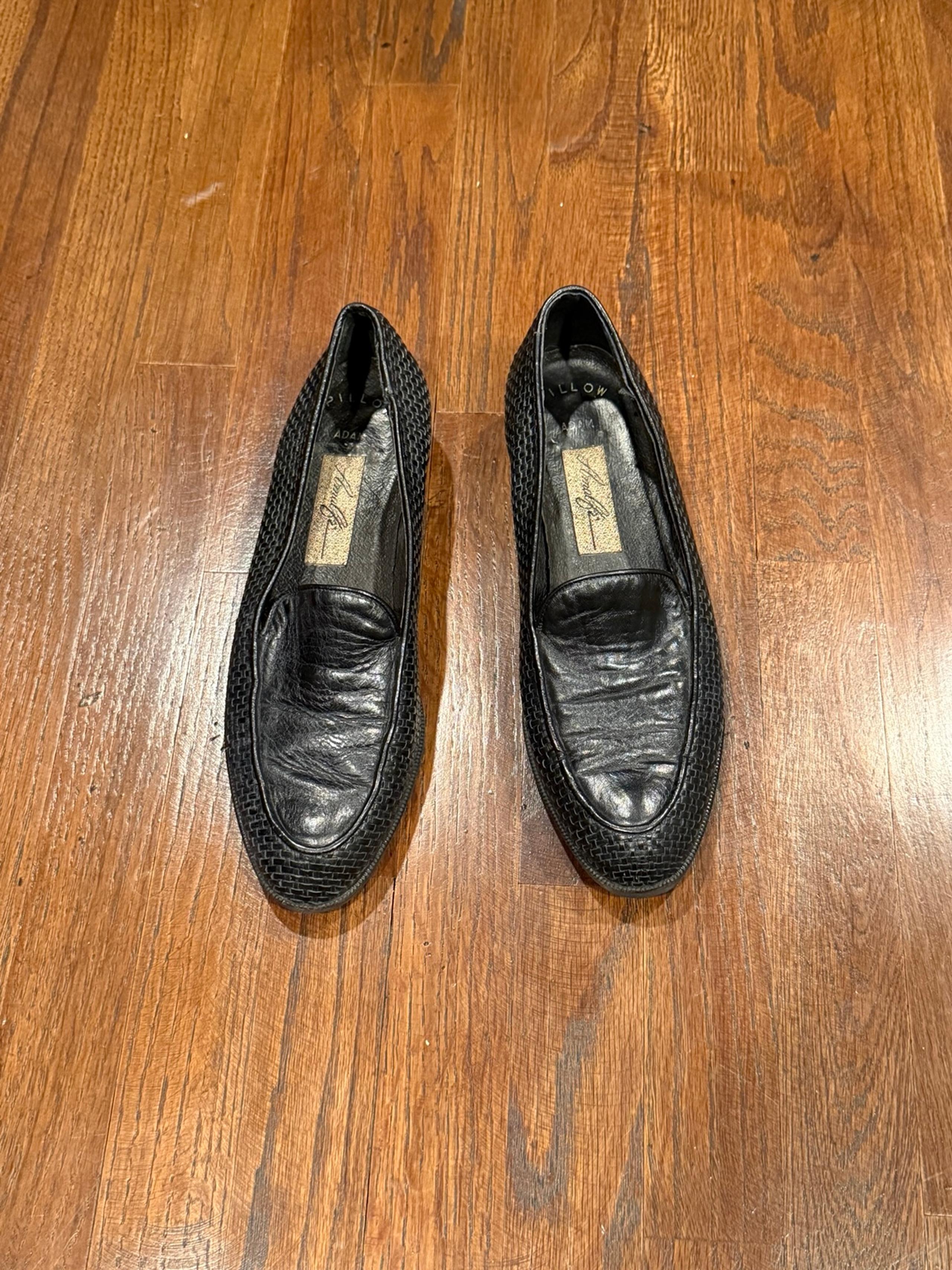 Amalfi Pillow Adam Black Flats Leather
Women's Loafers