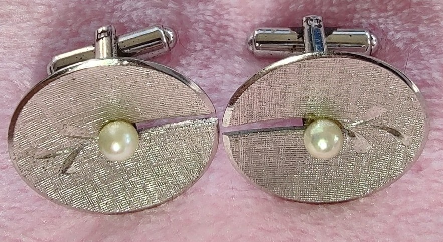 BEAUTIFUL ETCHED STERLING & PEARL CUFFLINKS BY JML!!!