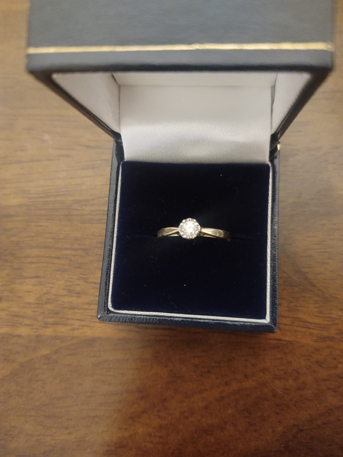 Women's Foreign Engagement Ring (UK Bought)