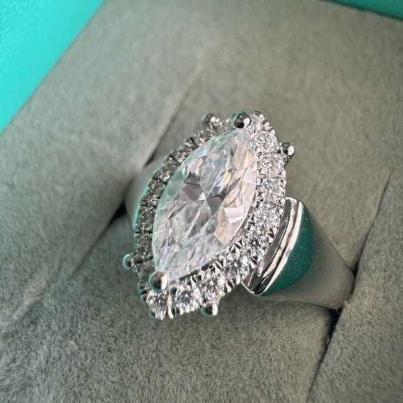 marquise cut moissanite diamond ring SIZE 8