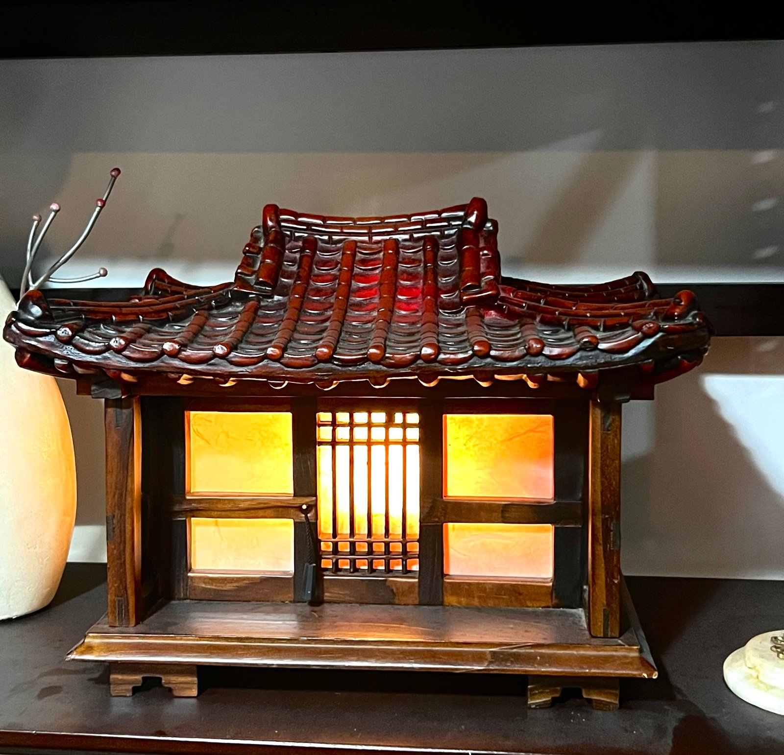 KOREAN TRADITIONAL LAMP S , TILED ROOF HOUSE DESIGN, ANTIQUE LAMP