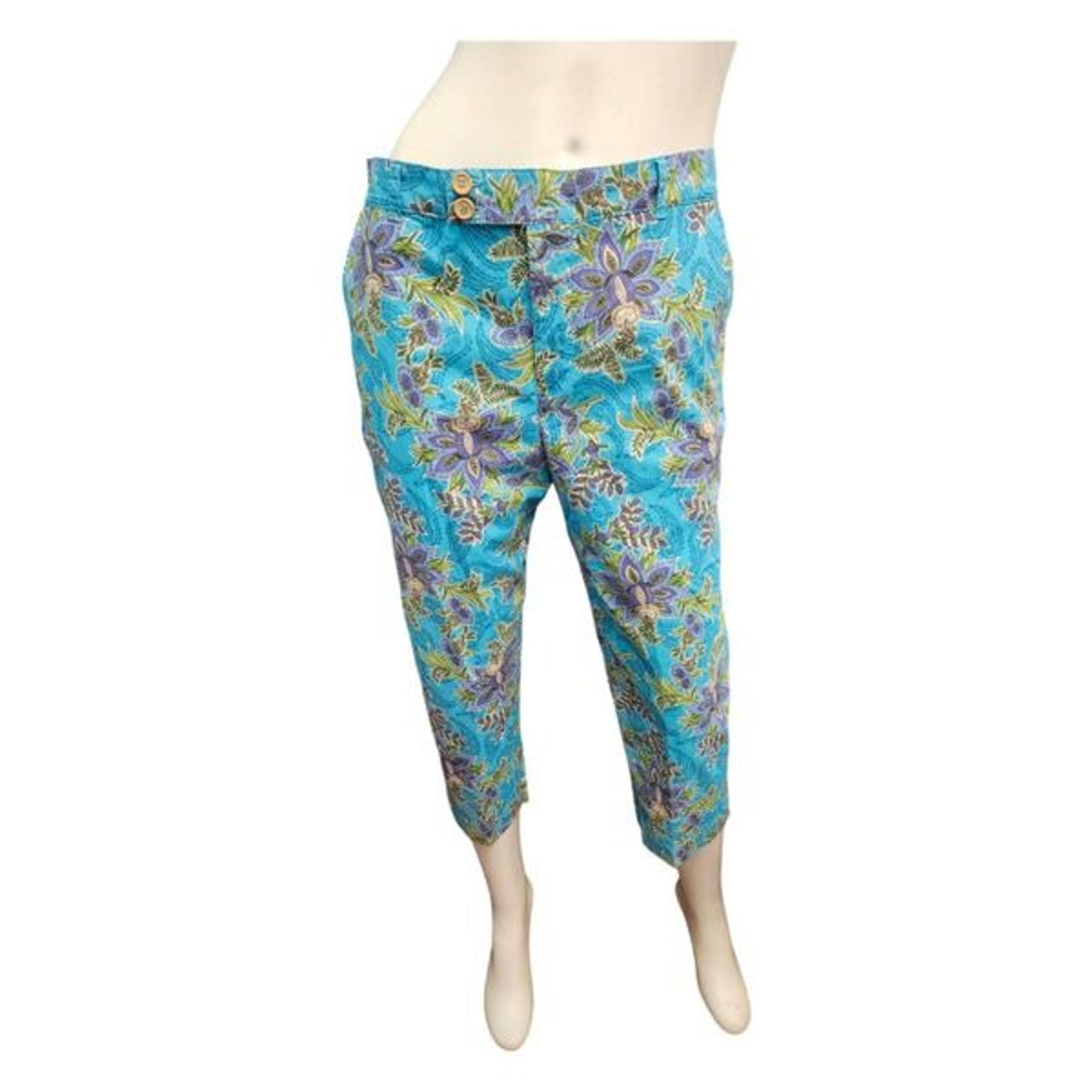 Sag Harbor Blue Floral Capri Pants Womens Size 10