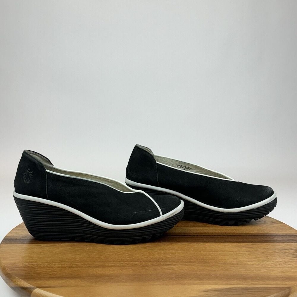 Womens Fly London Yuka Black Leather Casual Comfort Slip On Wedges Size EU 39