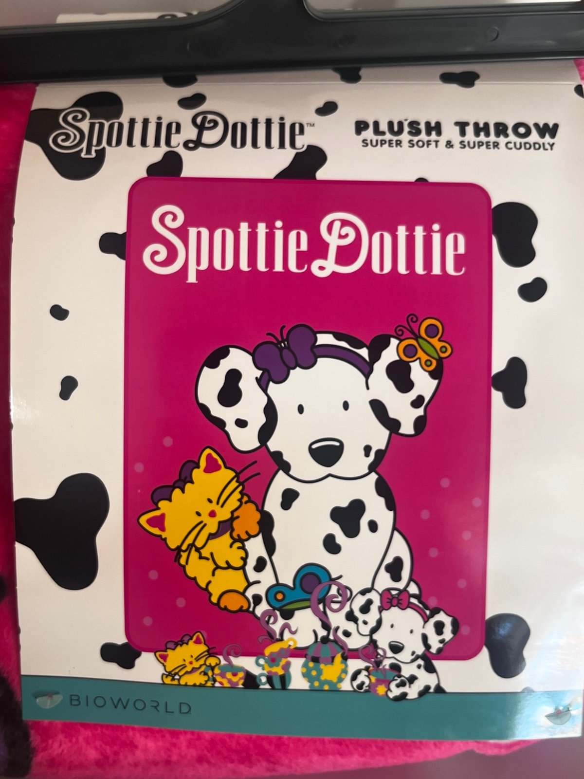 Sanrio Spottie Dottie Portrait Fleece Throw Blanket