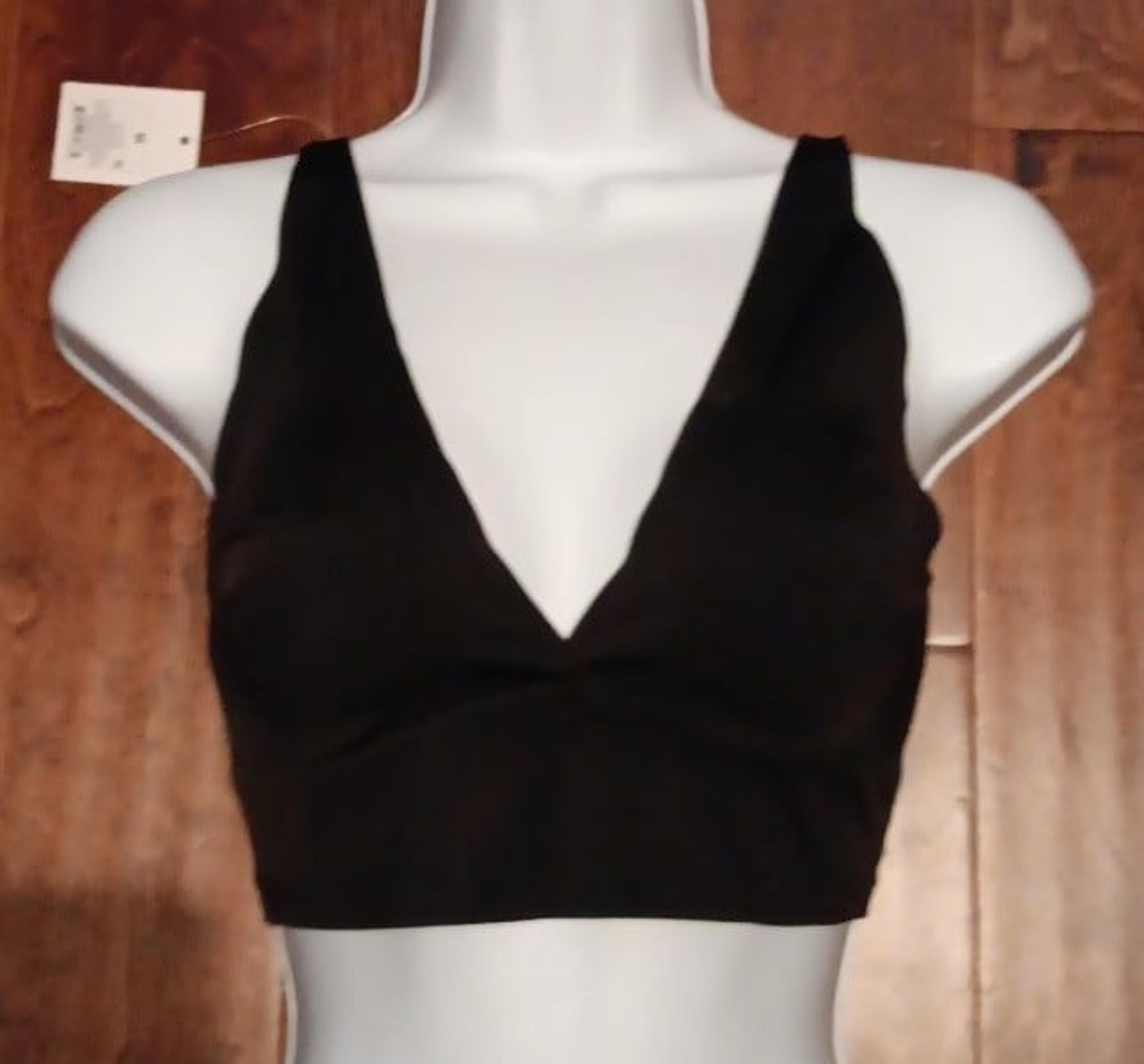 Auden Women's Sports bra size medium Black NWT