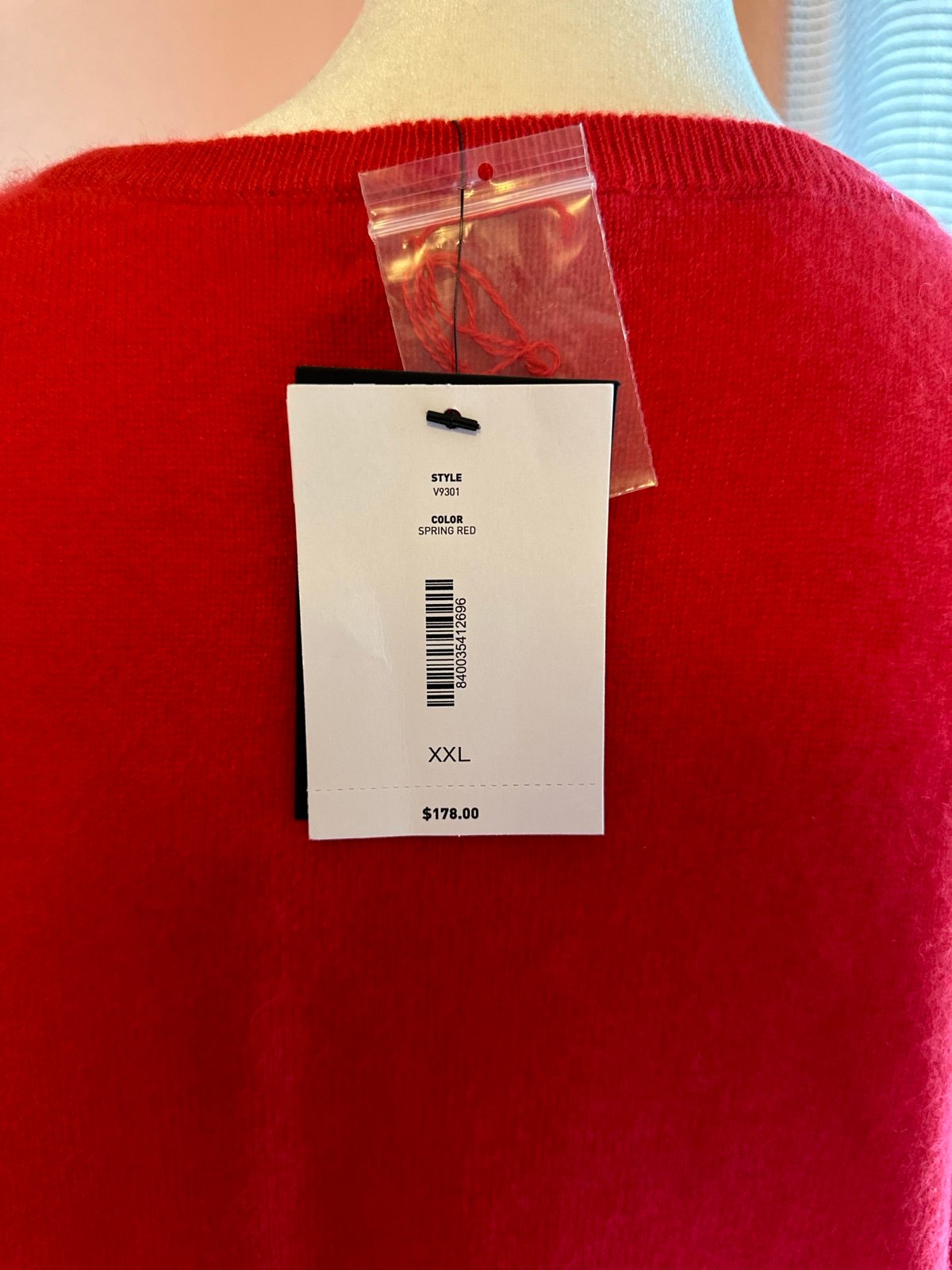 Bloomingdale’s Red V-Neck Cashmere Sweater Size XXL