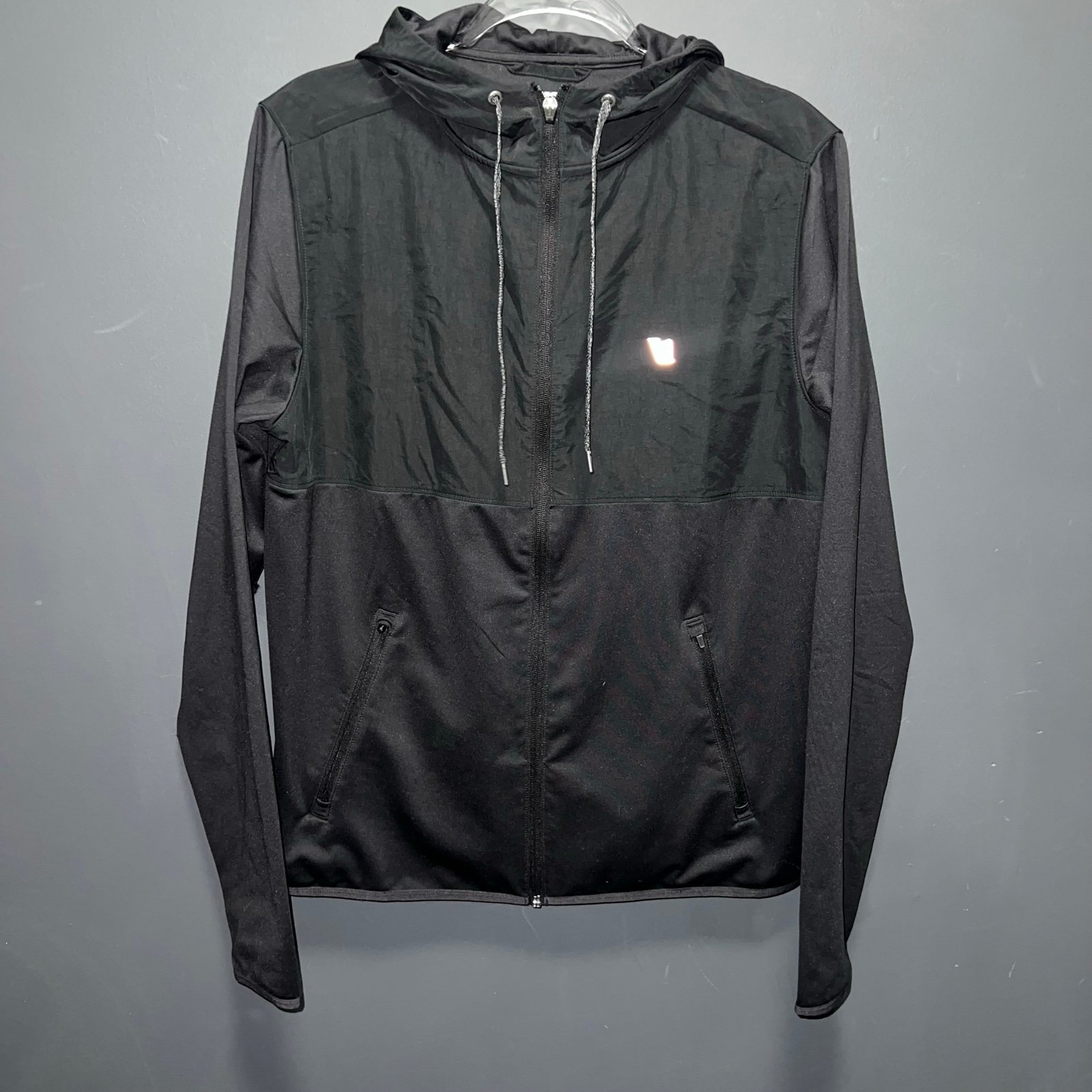 Vuori Sunday Element Jacket Men’s Medium Black Full Zip Up Hooded