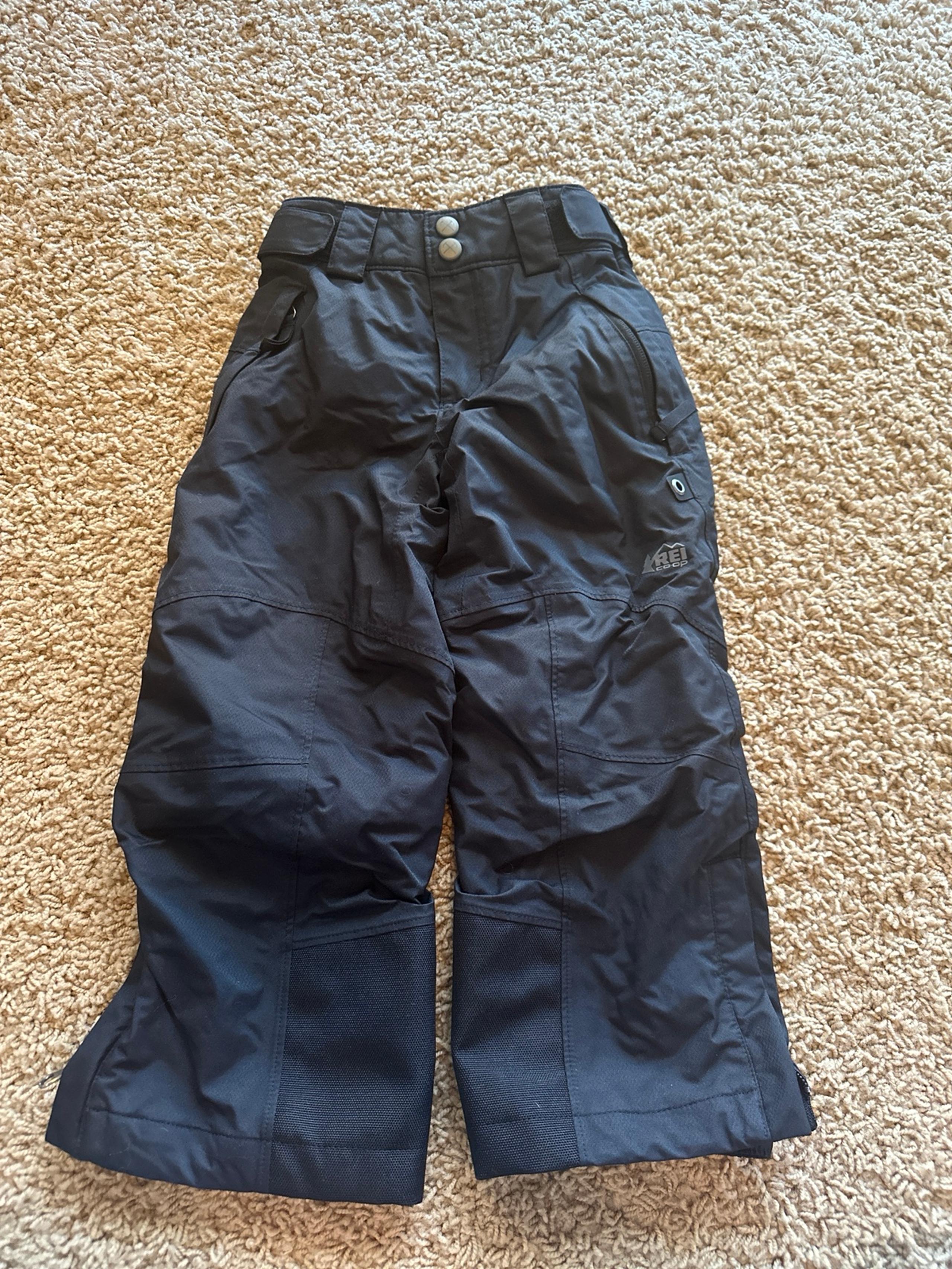 REI Co-op black snow pants size XXS 4-5