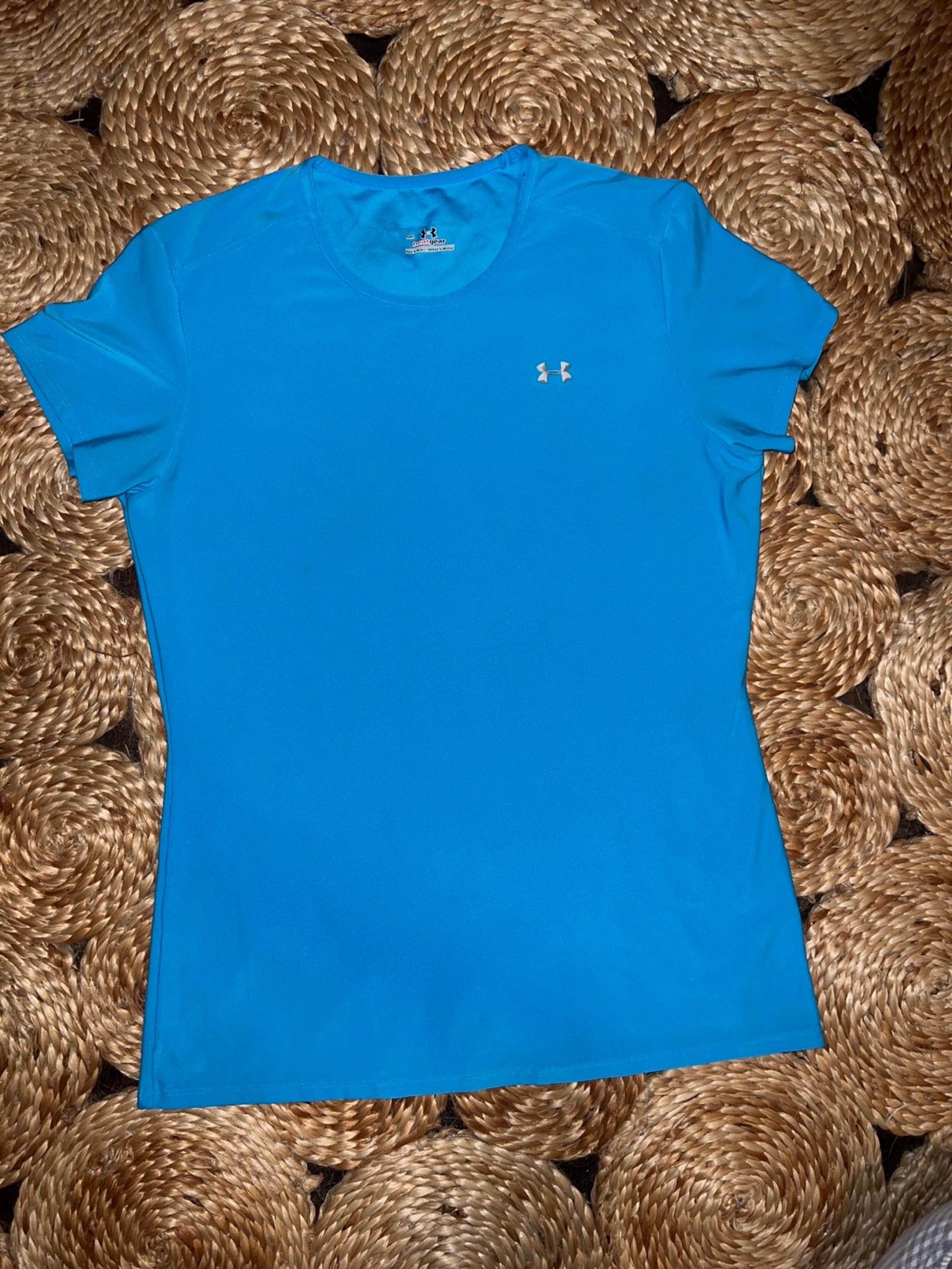 NWOT Women’s Under Armour heat gear atheltic tshirt teal size M