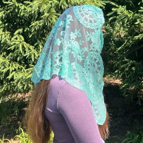 Triangle Spanish Chapel Veil in Mint Green St. Stephen’s Gifts