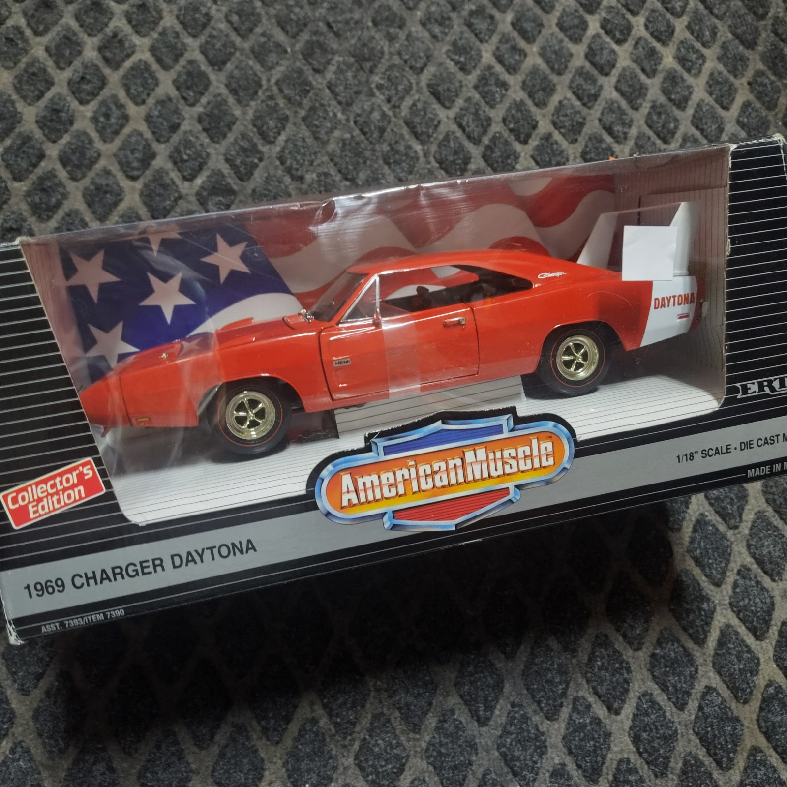 1969 Charger Daytona collector's edition 1/18 scale