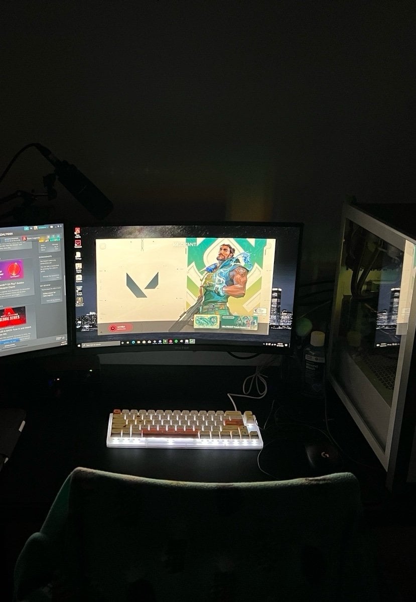 VIOTEK | Gaming Monitor 144hz Curved Screen