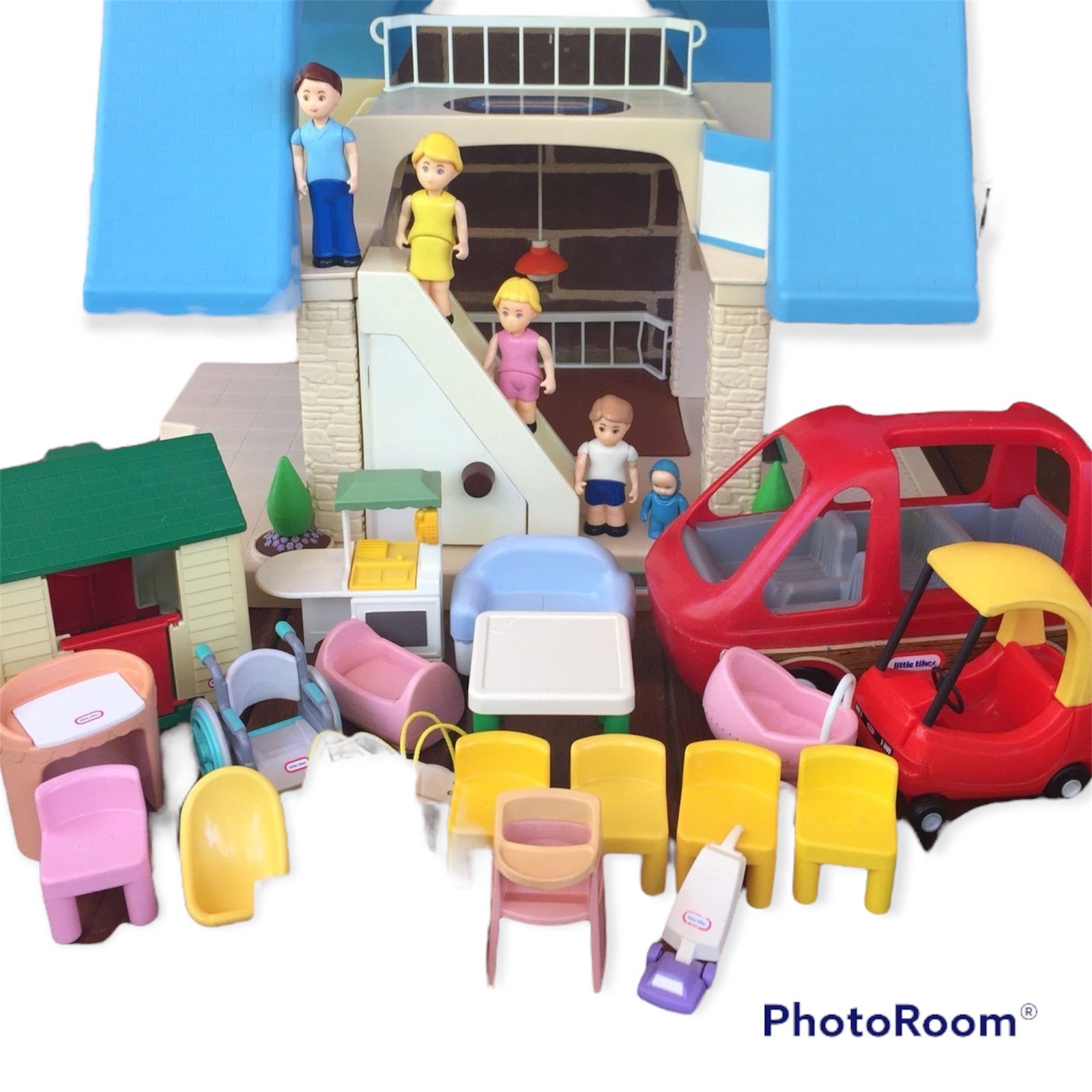 Dollhouse contents! Little tikes furniture people