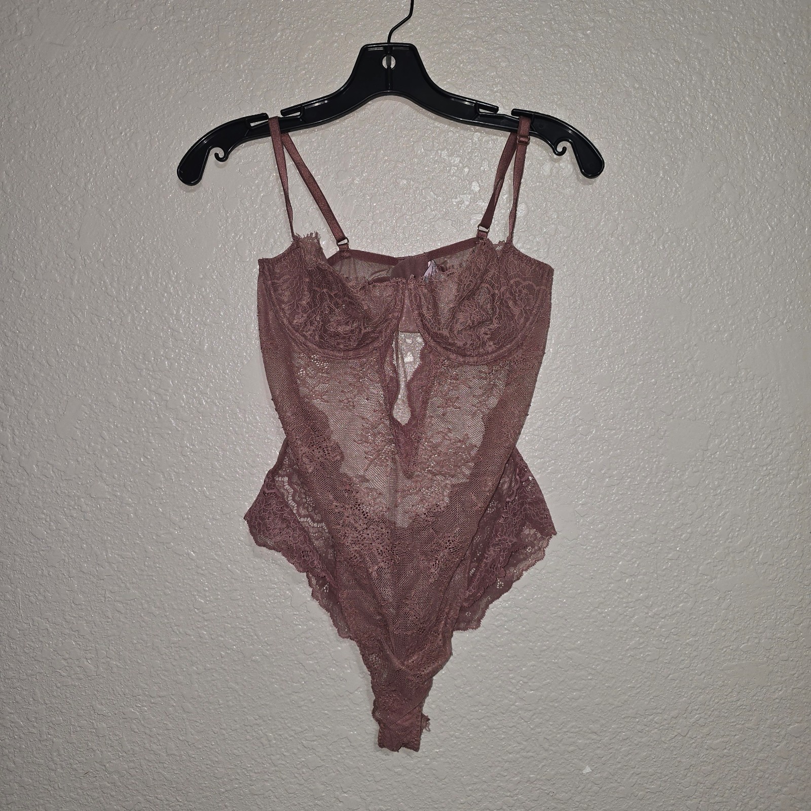 Victoria’s Secret unlined Teddy Large never worn Has been in my drawe
