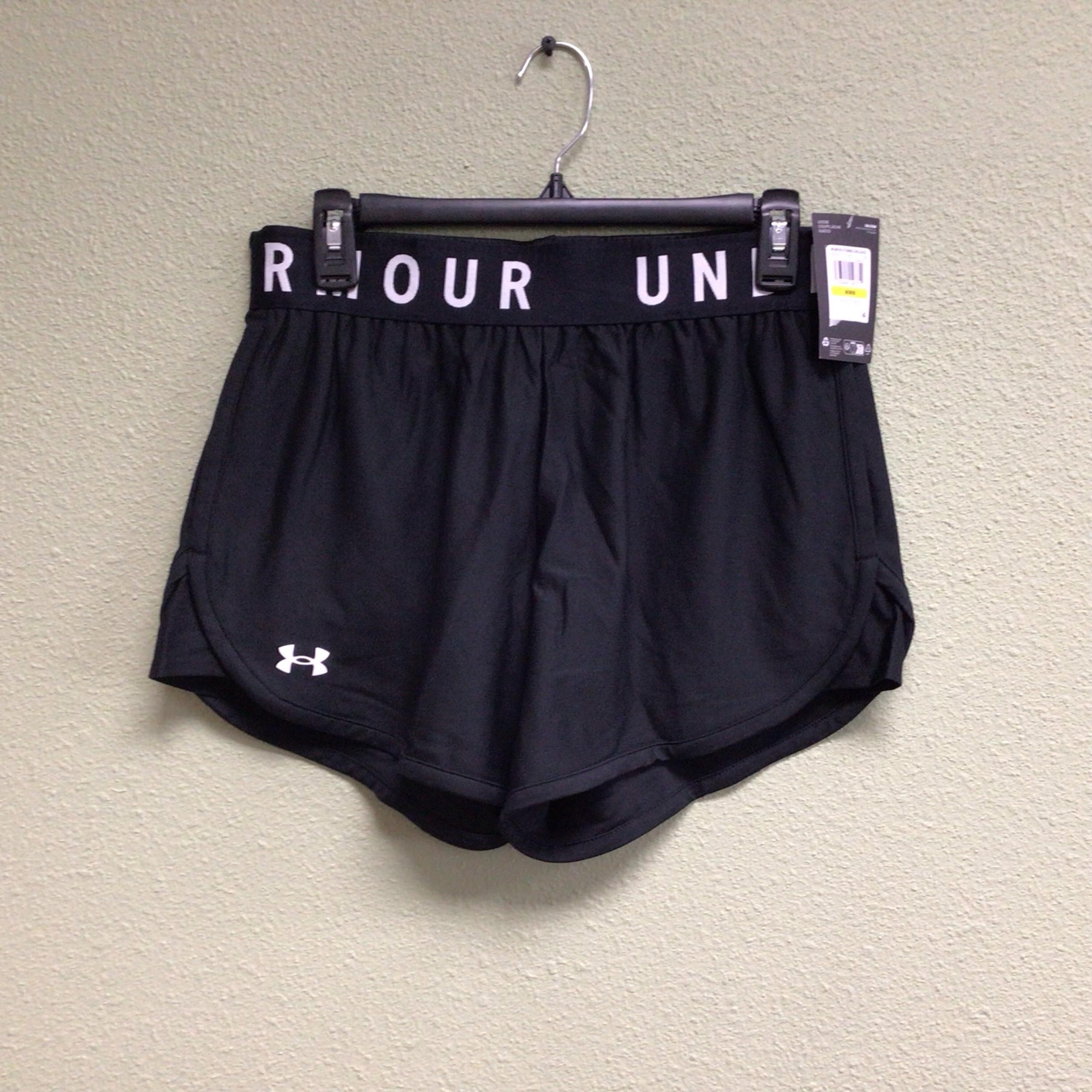 Under Armour Womens Play Up 5in Athletic Shorts Black Pockets Size Medium #01015