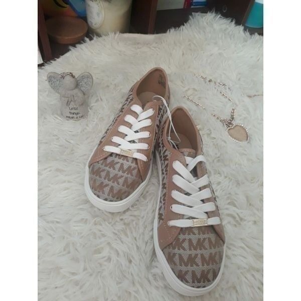 Michael Kors new kids shoes