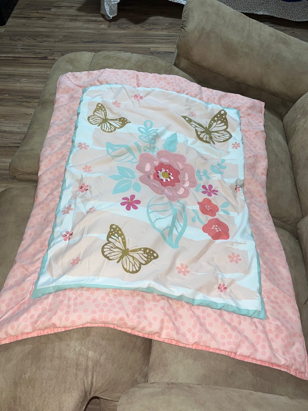 Baby girl crib blanket
