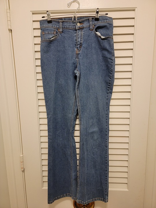 Levi's Vintage Women's Denim Jeans, Size 8M 28x30 Excellent Condition