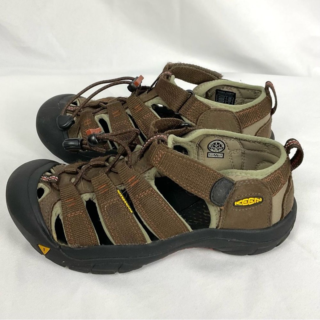 Keen Newport H2 Sandals Brown Hiking Shoes Youth Sz 4 Ladies Sz 6 Adjustable