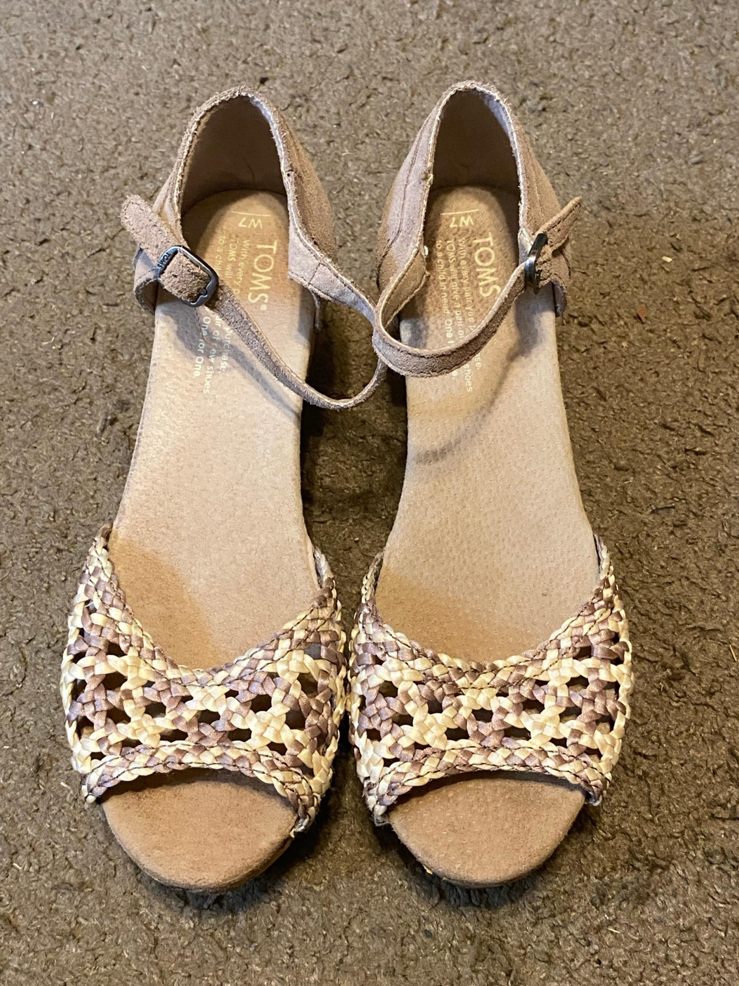 Womens Toms Stucco Woven Platform Wedge Ankle Strap Sandals Size 7