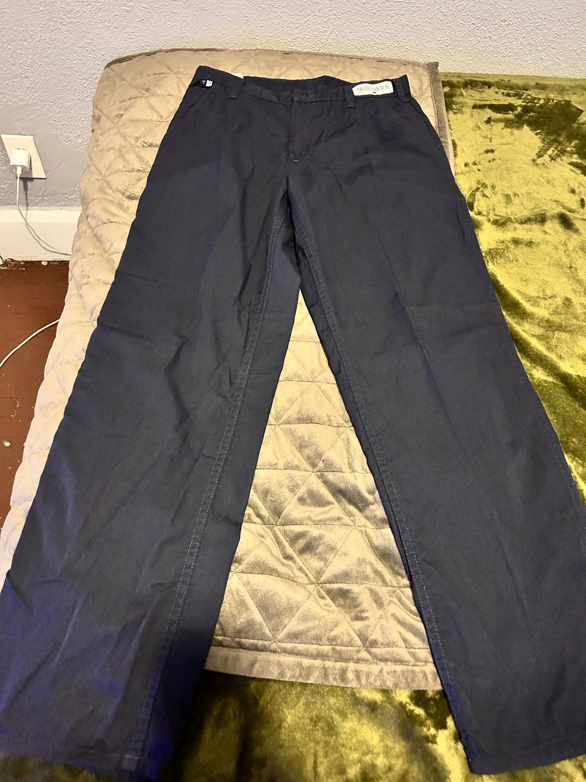 Lot of 6 carhartt flame resistant carpenter pants