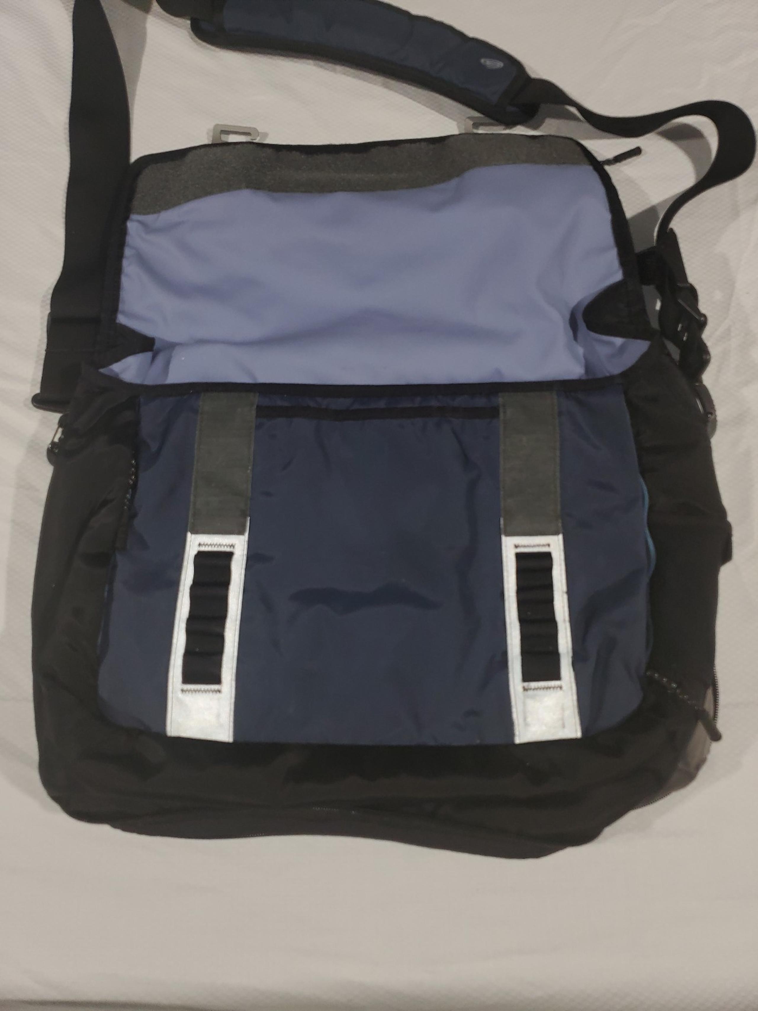Timbuk2 bag