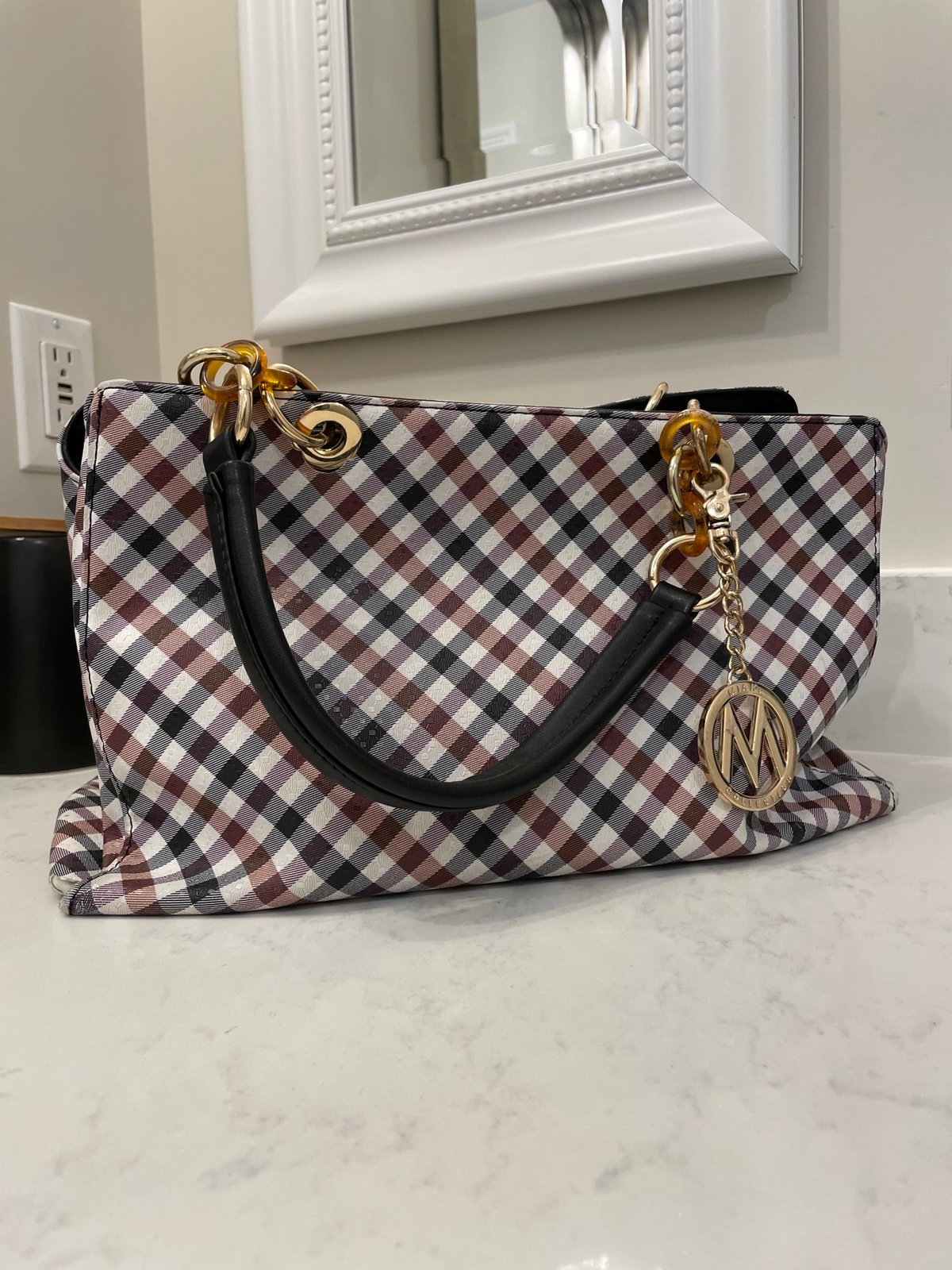 Women’s plaid purse