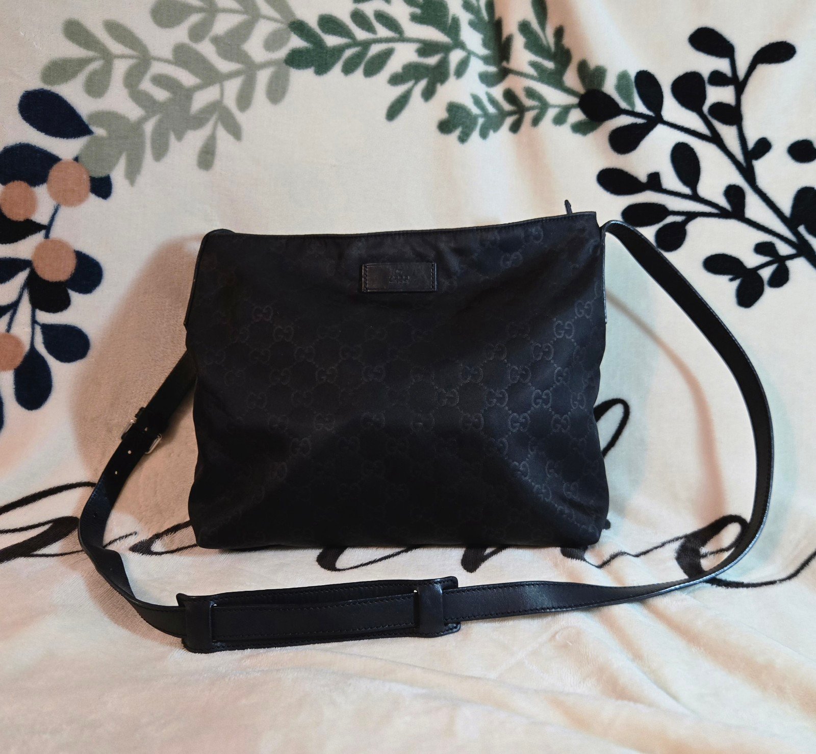 Authentic Gucci Nylon Messenger Bag FREE COA