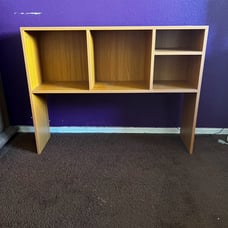 DESK HUTCH DormCo The College Cube - Desk Bookshelf - Beech Color