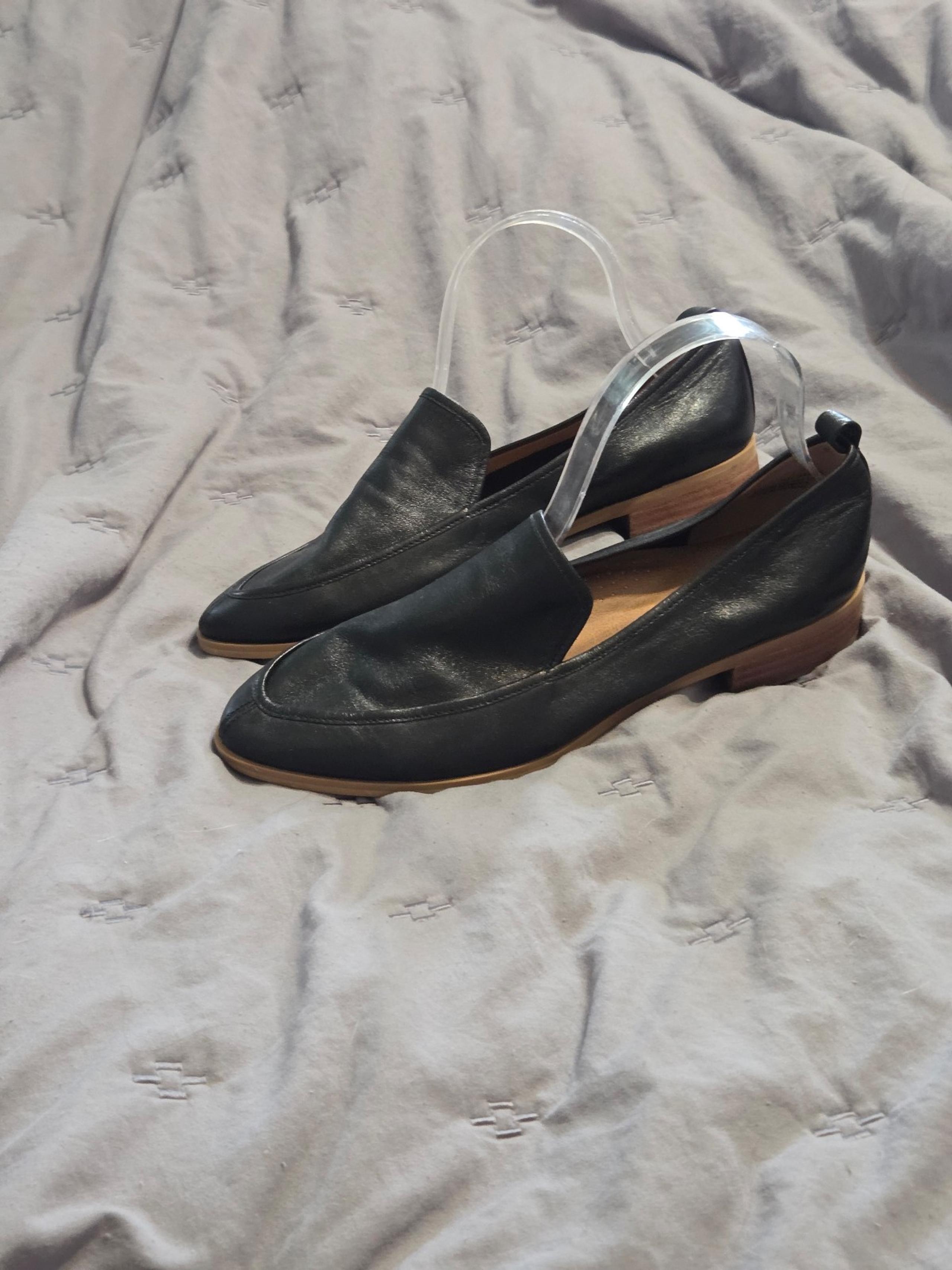 Susina Kellen Women' s Soft Black Leather Loafers 9 soft leather Academia