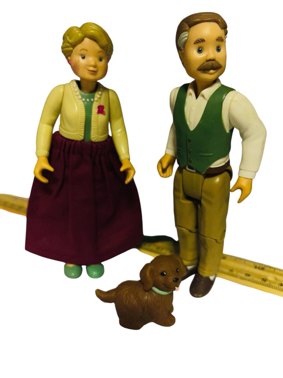 Loving family grandparents dollhouse set with dog! Clothes fisher price