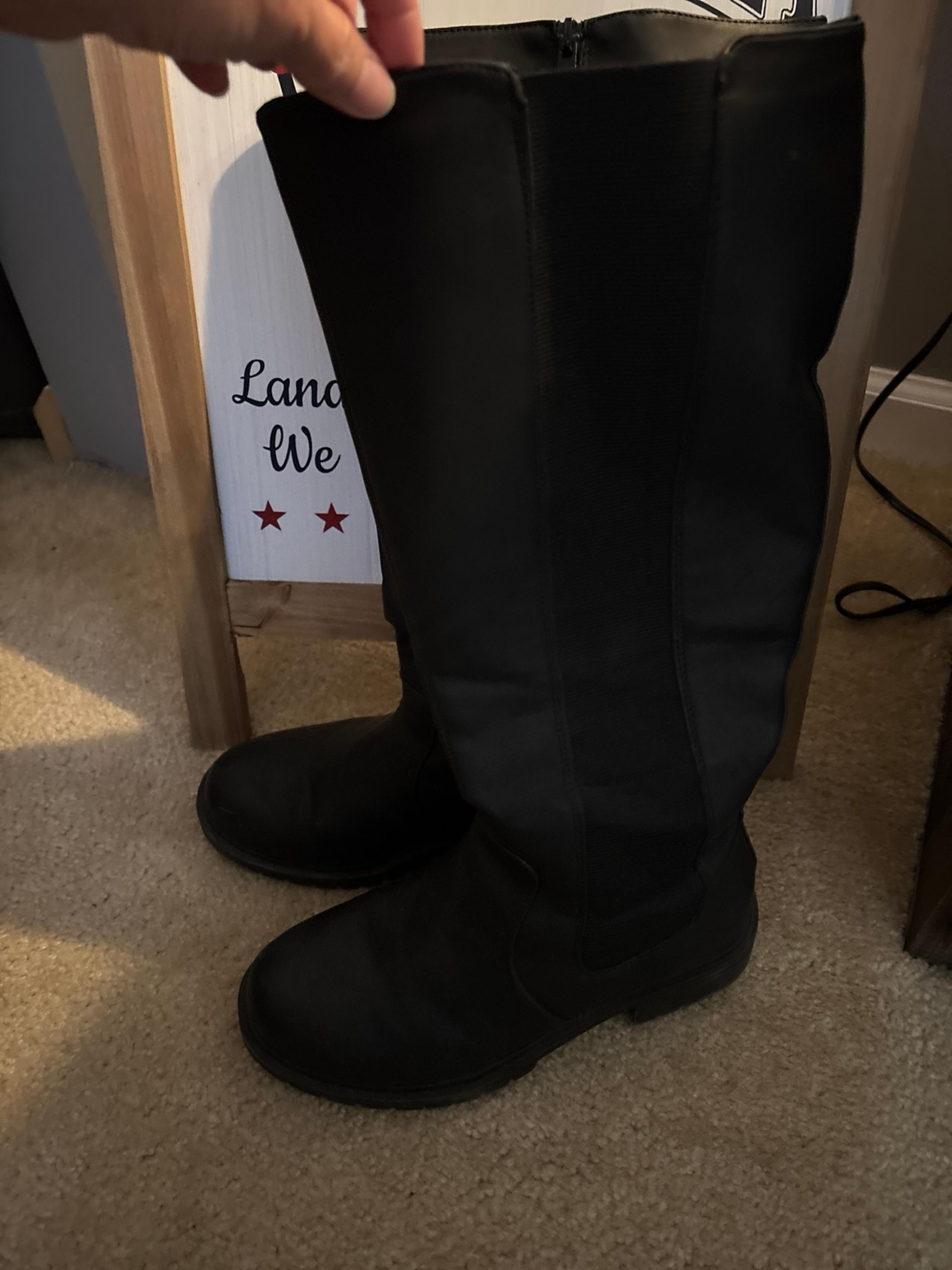 Torrid high moto boots size 8