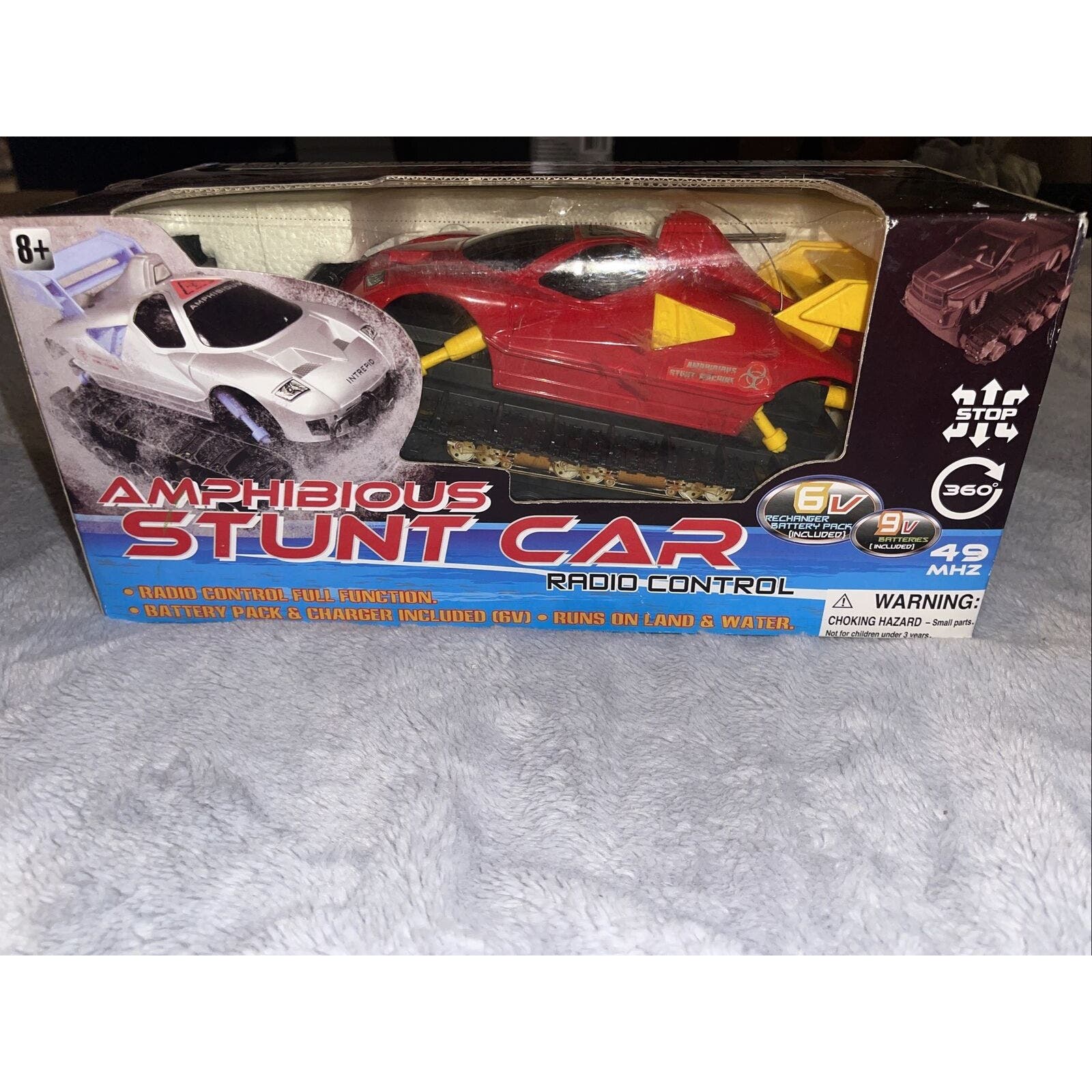Electric Amphibious RC Tank Stunt Car Land Water Remote Control O