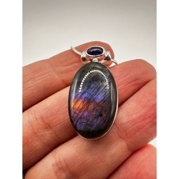 Stunning Sterling silver labradorite and amethyst pendant on 18” 925 necklace!