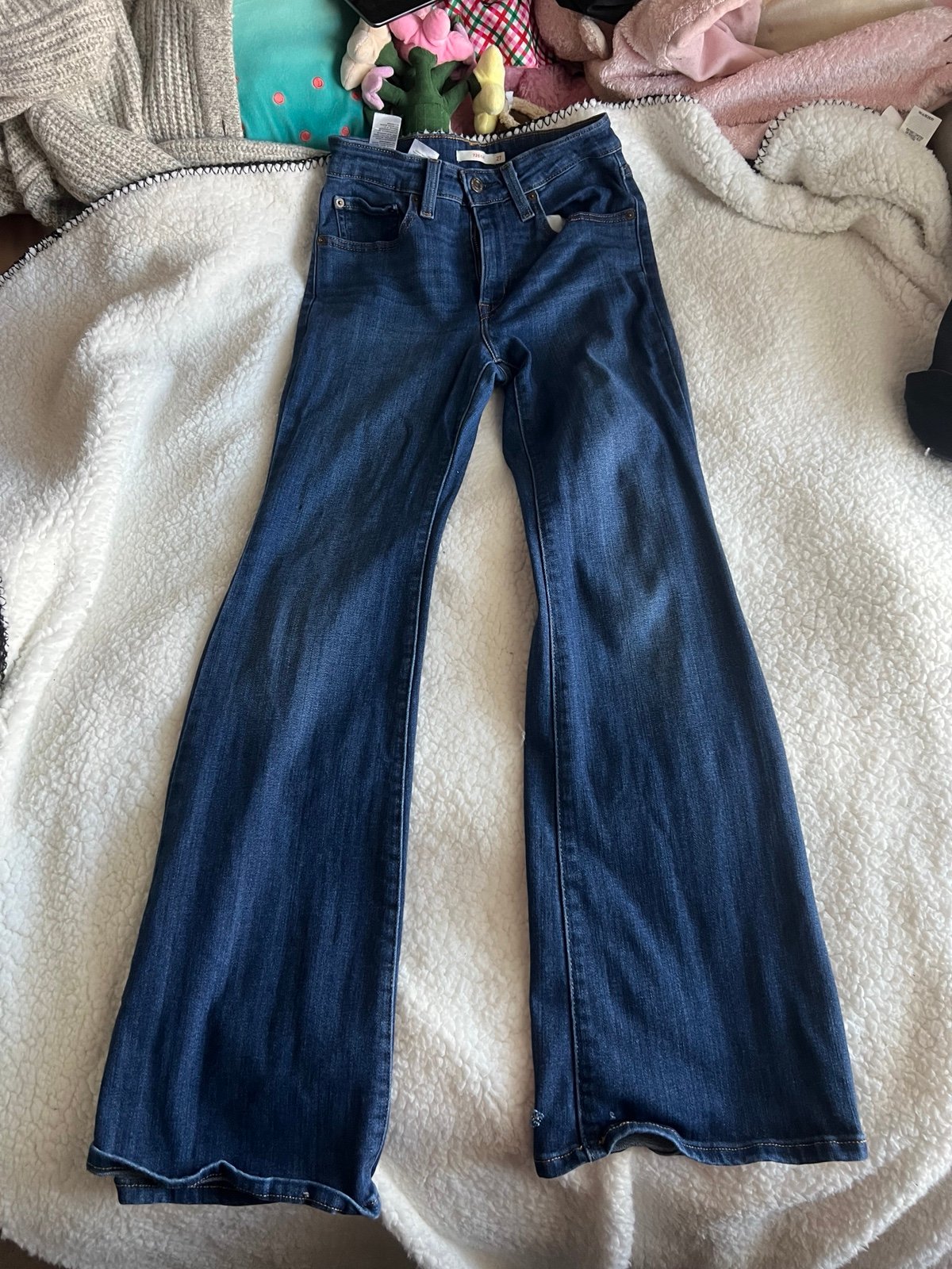 Levi jeans