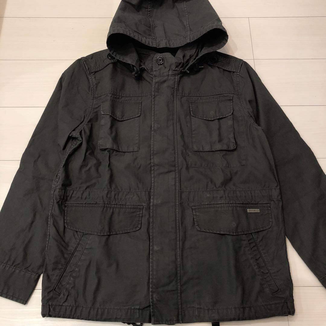 Brand new, unused Eddie Bauer field jacket. Original price: 17,900 yen. Talon zipper.