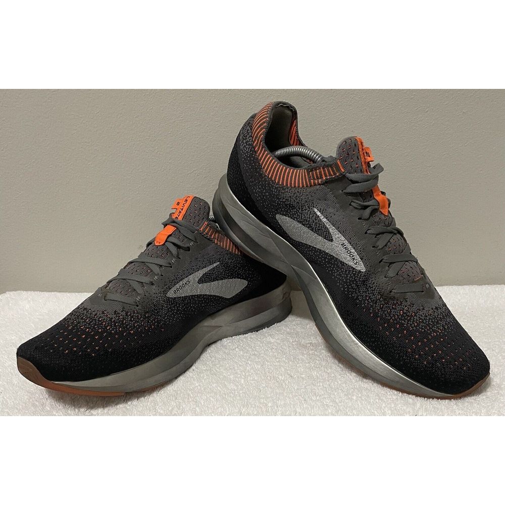 Brooks Levitate 2 mens size 11.5 D running walking shoes 1102901D026 Orange Gray