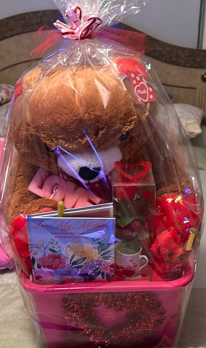 Valentine’s Day bears