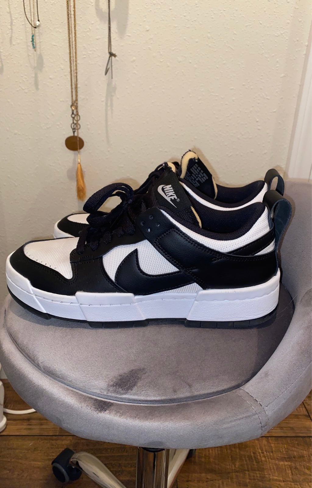 Nike dunks low disrupts