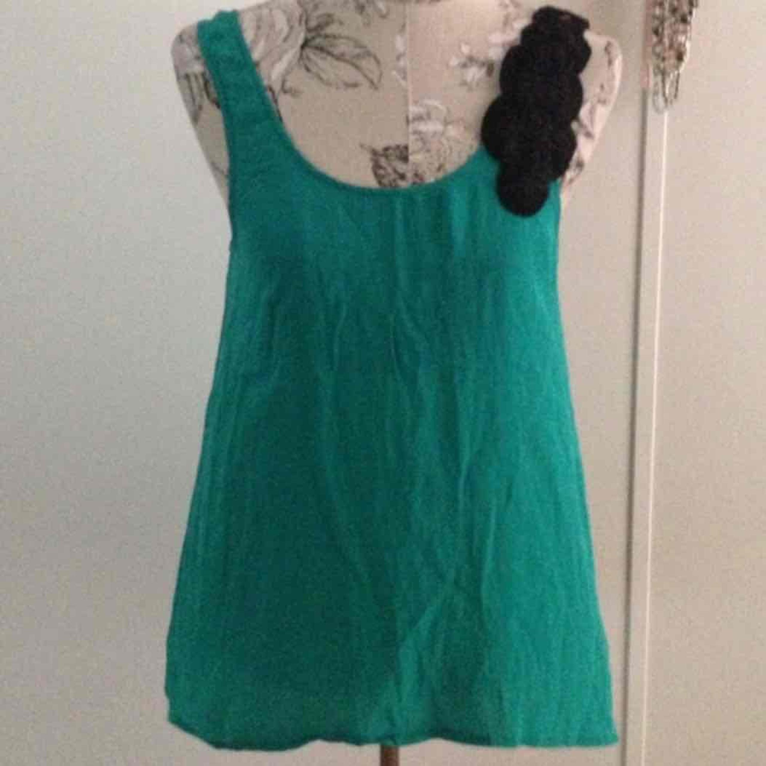 *Ecote Green Silk Top M