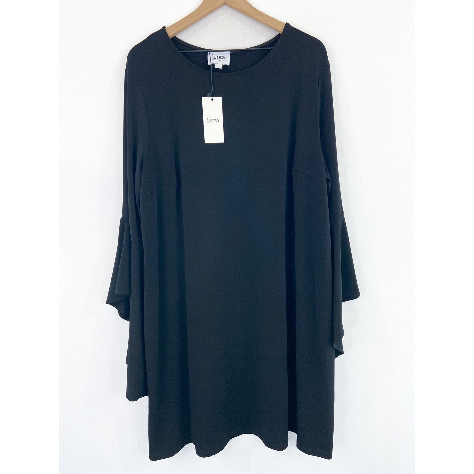 NEW Leota Black Stella Flared Bell Sleeve Dress Black 22/24 Classic Elegant